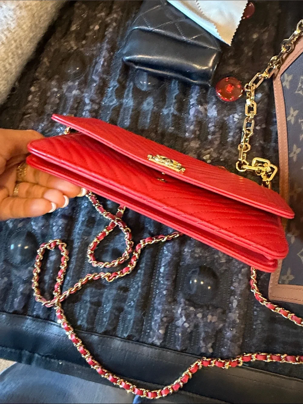 CHANEL Red Chevron Quilted Leather Crossbody with Gold Chain